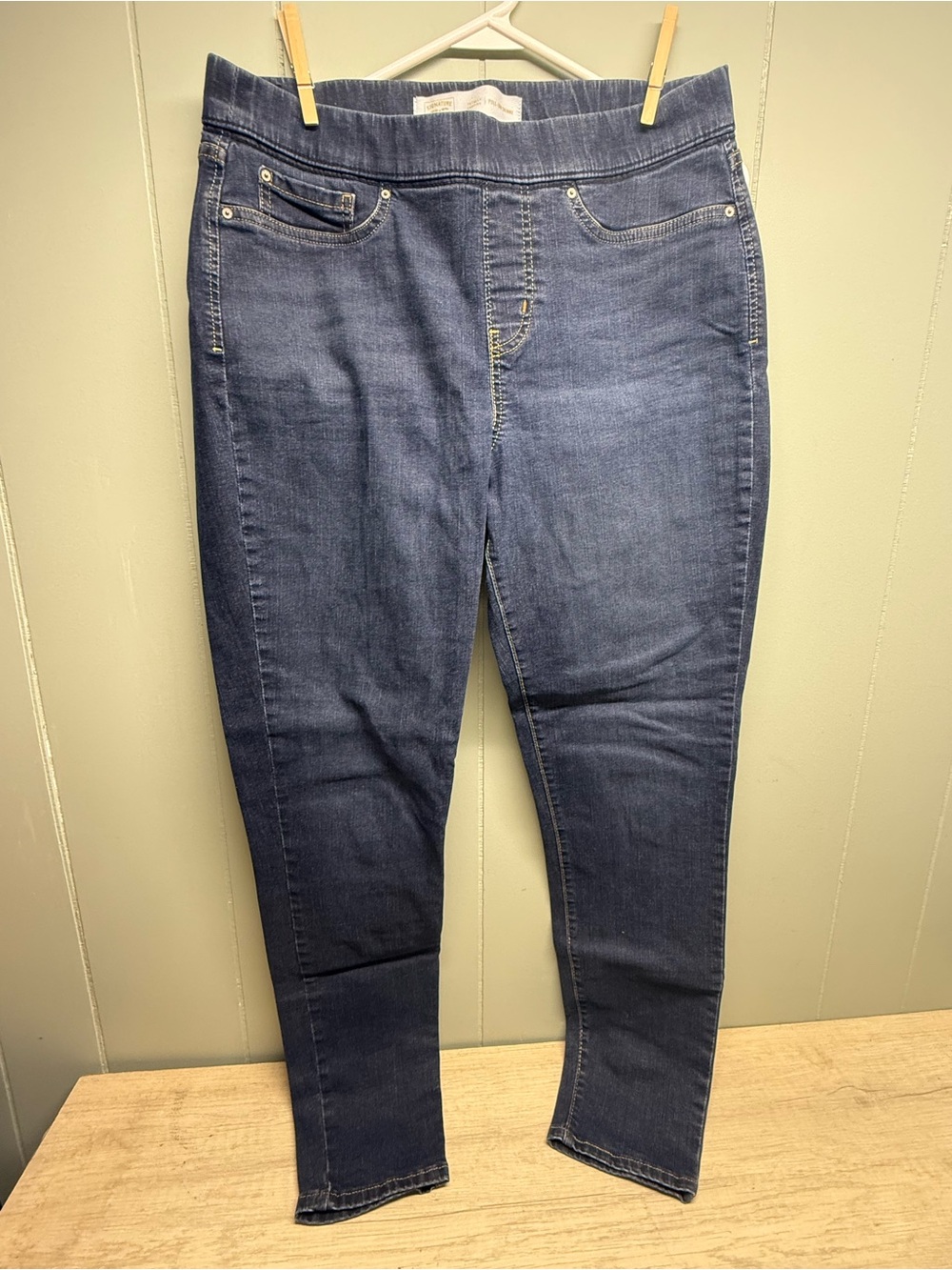 Signature by Levi Strauss Dark Indigo Skinny Jeans